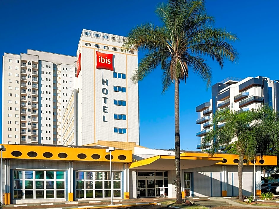 ibis Sao Carlos