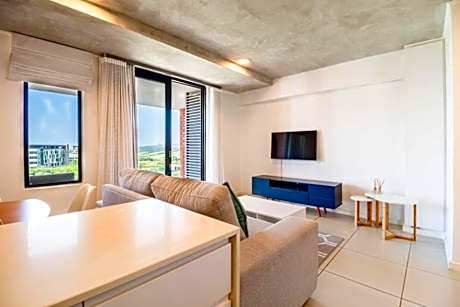 Superb East 311 at Coral Point