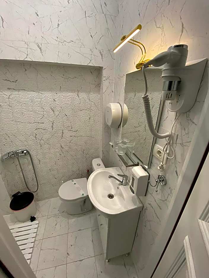 Arizet Boutique Mamaia