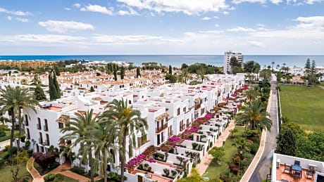 Macdonald Villacana Club Resort