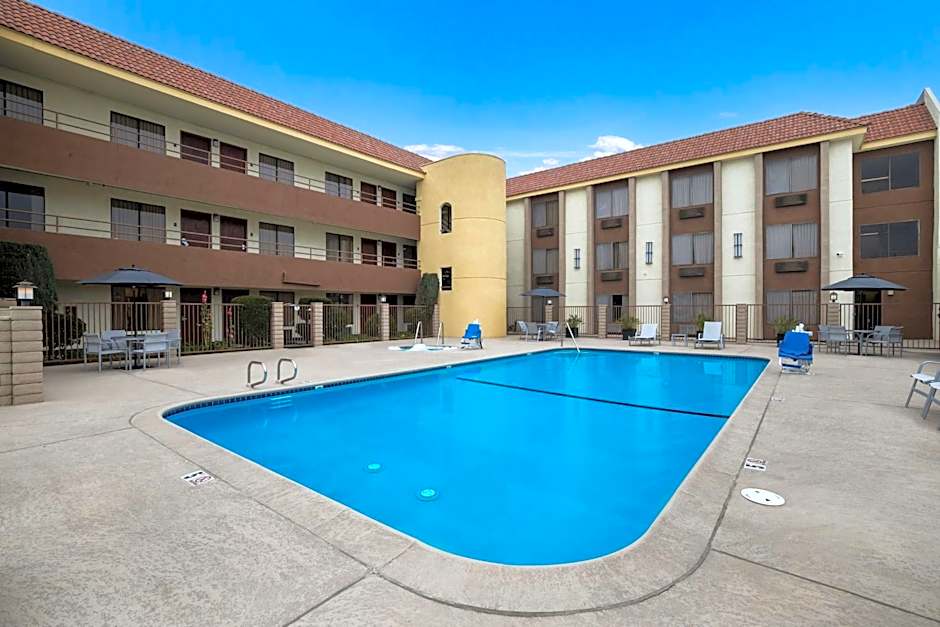 Best Western Norwalk Inn