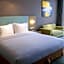 Holiday Inn Express Yingkou Onelong Plaza By IHG