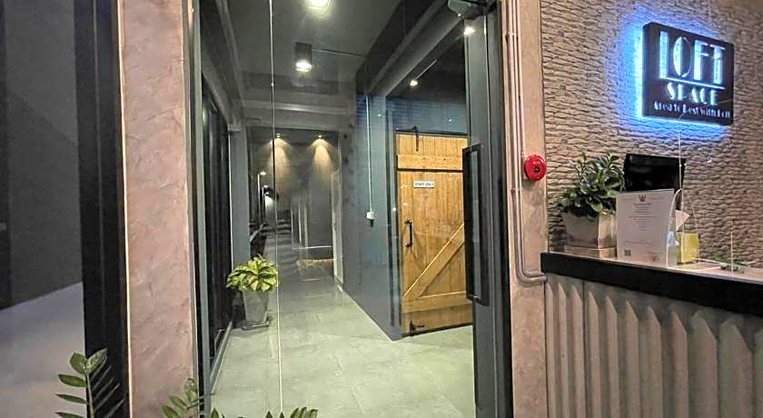 Loft Space Hotel