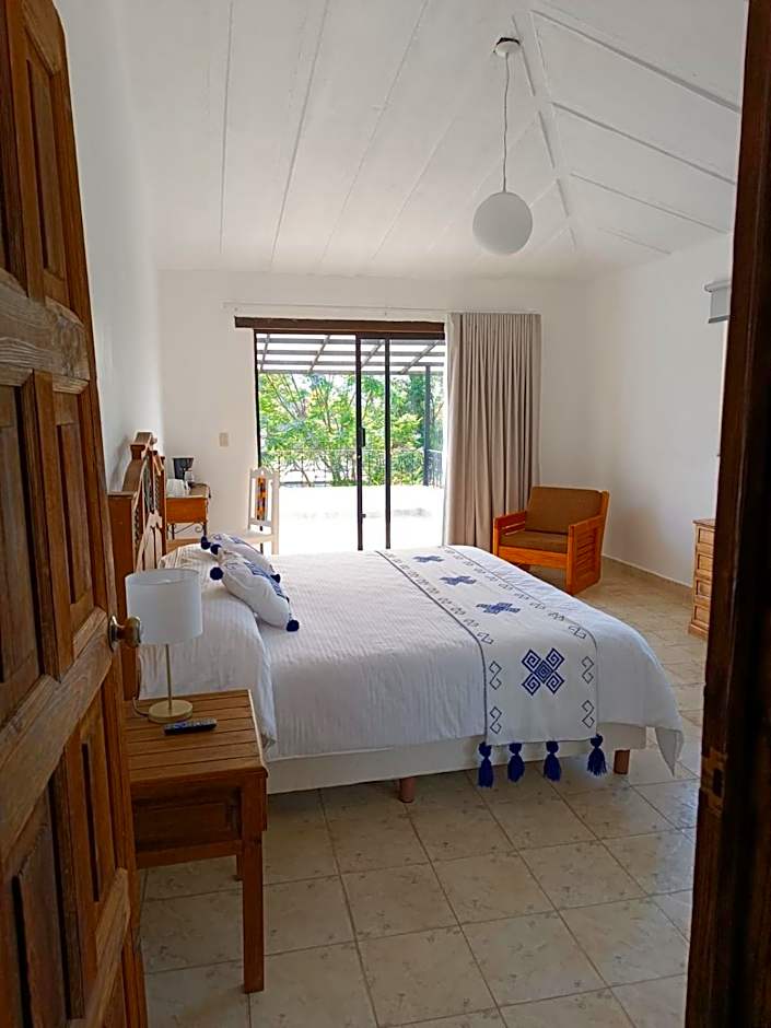 Hotel Ocho Barrios