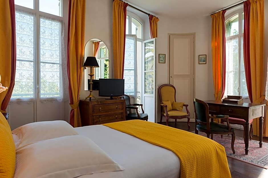 Logis Hotel La Bellaudiere