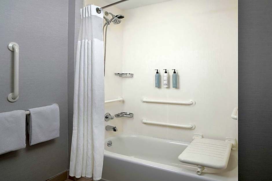 Courtyard by Marriott Hot Springs