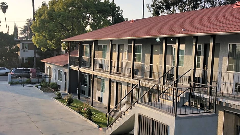 Jewel City Inn