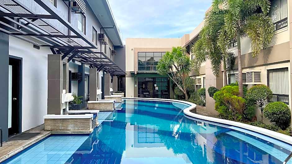 Circle Inn - Hotel & Suites