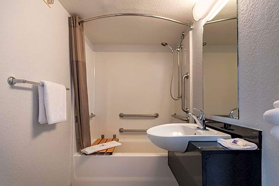 Motel 6-Rolling Meadows, IL - Chicago Northwest