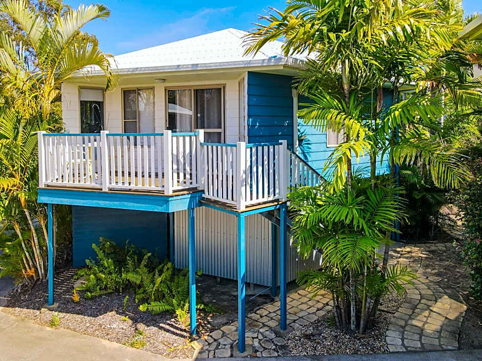 Boyne Island Motel and Villas