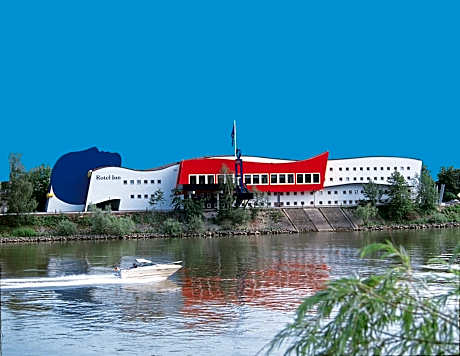 Rotel Inn