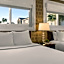 Peacock Suites