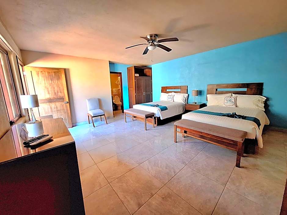 Pacific Inn hotel