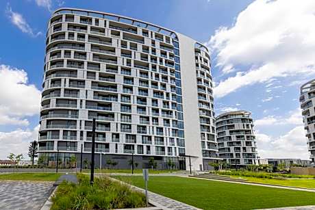 Sky Dweller by Ellipse