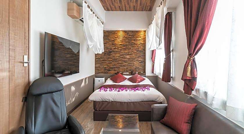 HOTEL PetitBALI GARDEN Shin-Okubo - Adult Only