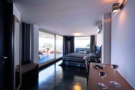 Superior Double Room with Sea View and Terrace