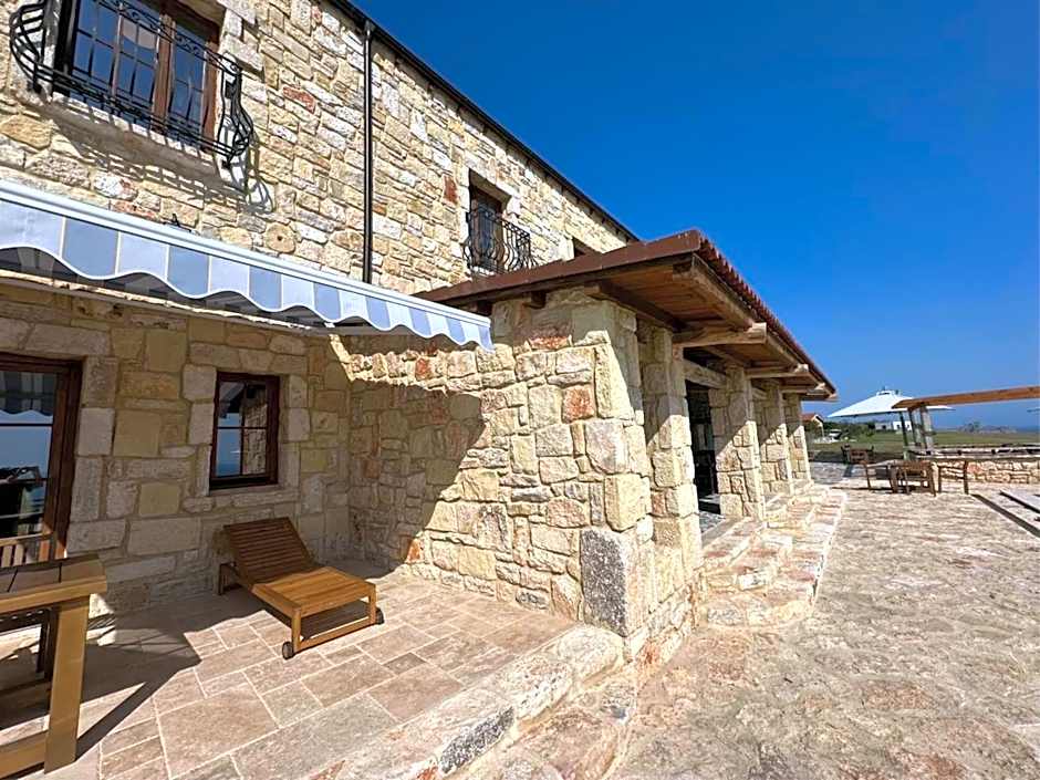 Hotel & Villas - TERIZIS Le Rocher