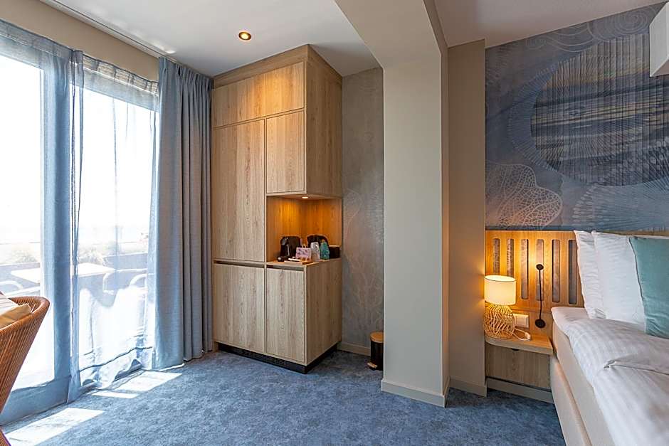 Photo 1 of 21 of 2 Beds, Accessible, Sea View, Terrace