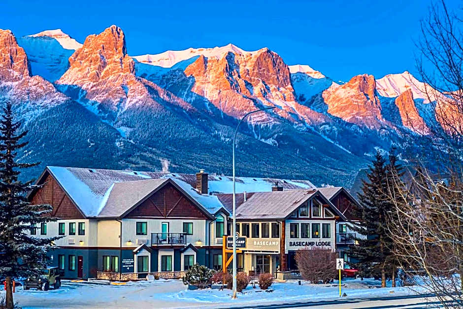 Basecamp Lodge Canmore