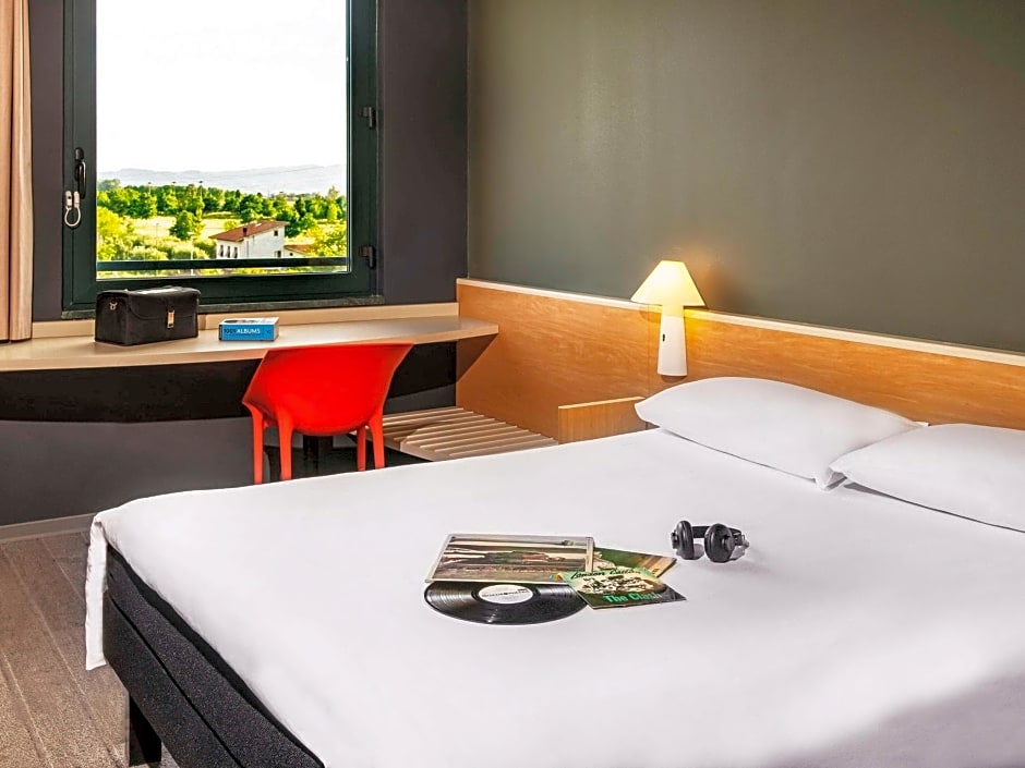 Hotel Ibis Firenze Prato Est