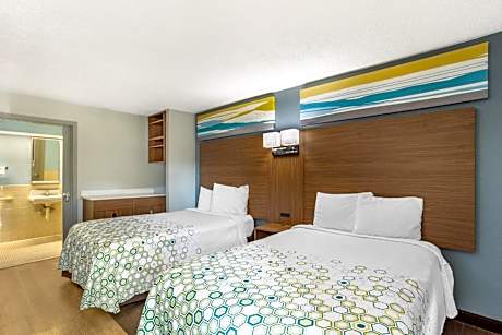 Studio with Two Double Beds Disability Access Roll-In Shower Non-Smoking