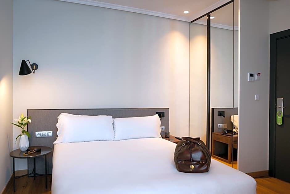 Petit Palace Triball