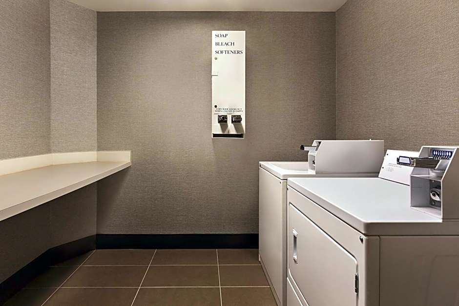 Hampton Inn By Hilton Houston-Brookhollow