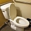 Quality Inn & Suites Leesburg Chain of Lakes