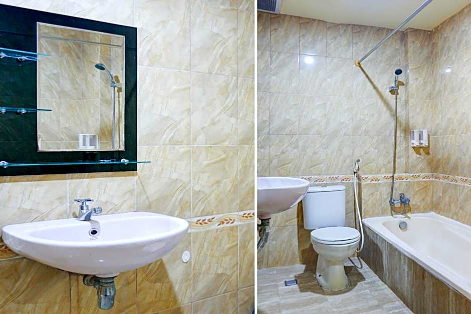 Collection O R.Sukamto Near Palembang Trade Center Mall