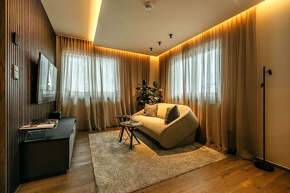 The Black Eagle Luxury Appartements