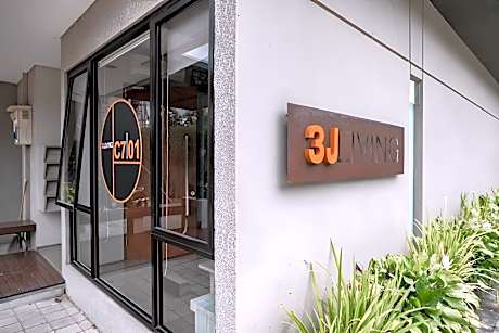 3J Living