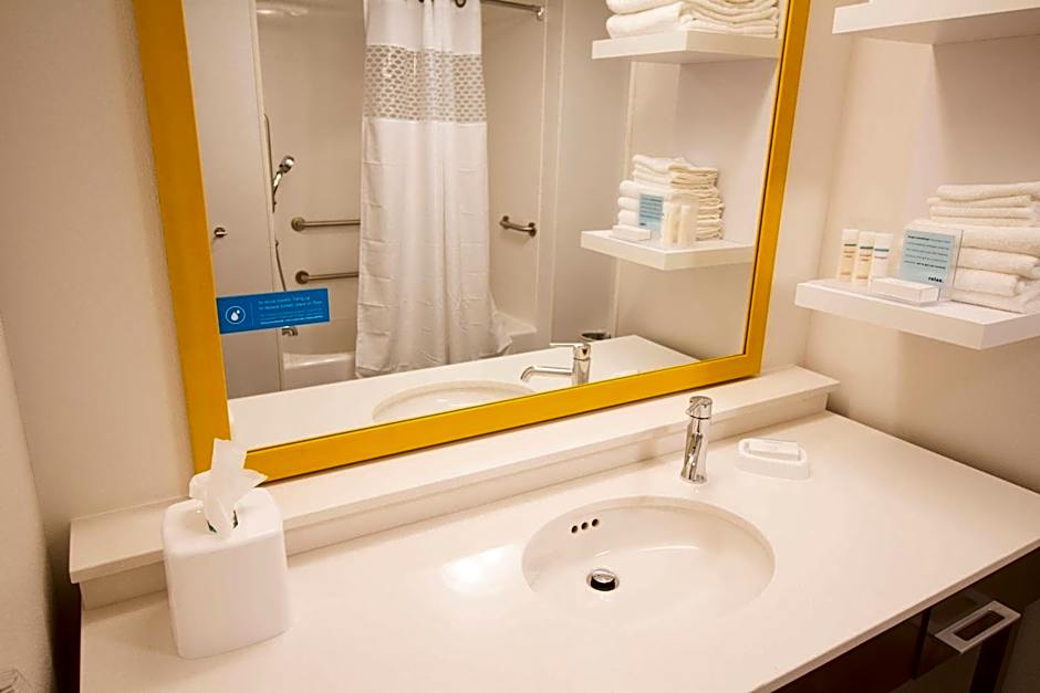 Hampton Inn By Hilton Decatur, Mt. Zion, IL