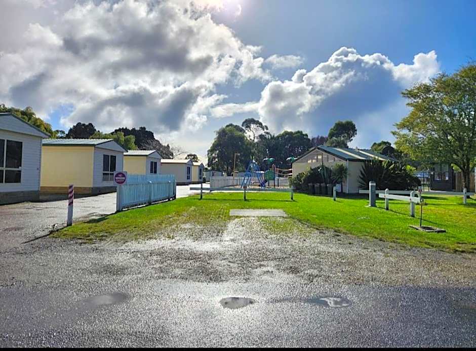 Strahan Beach Tourist Park