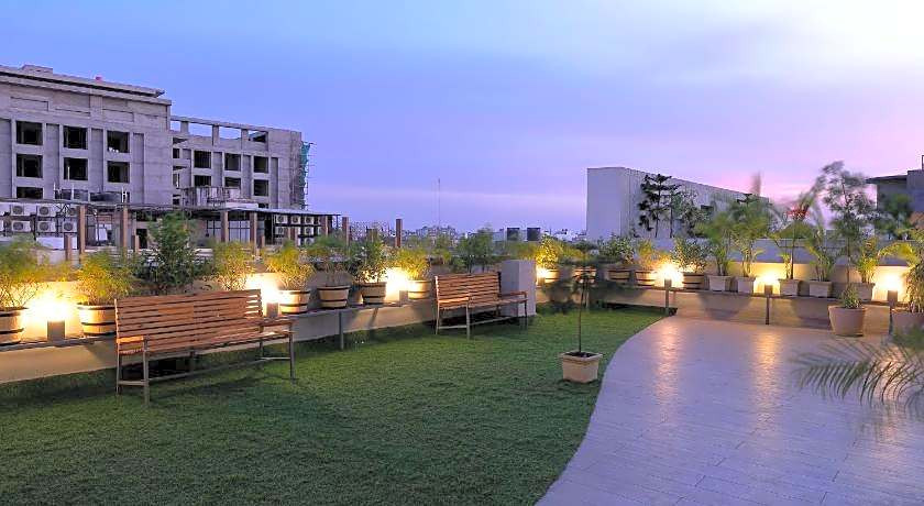 Hotel Sifat International