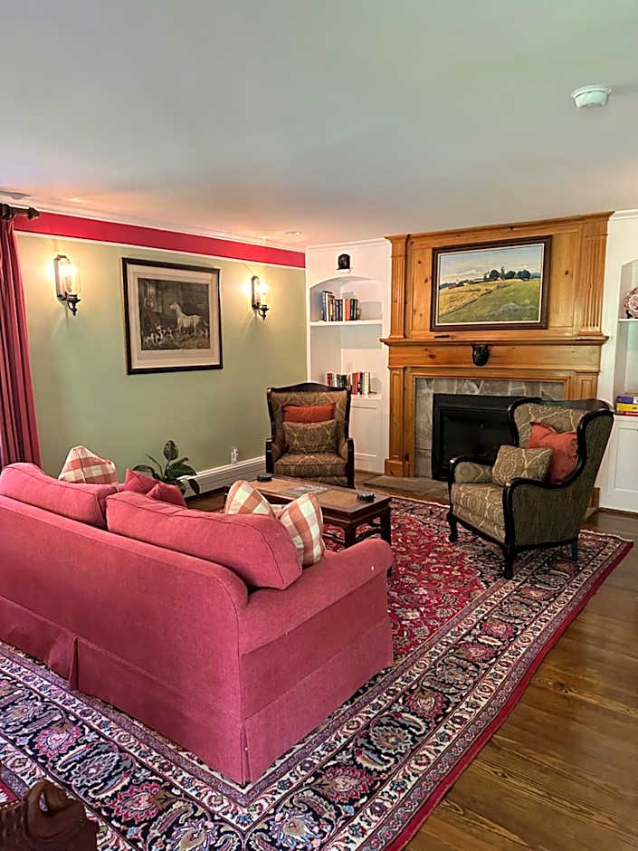 Goodstone Inn & Restaurant