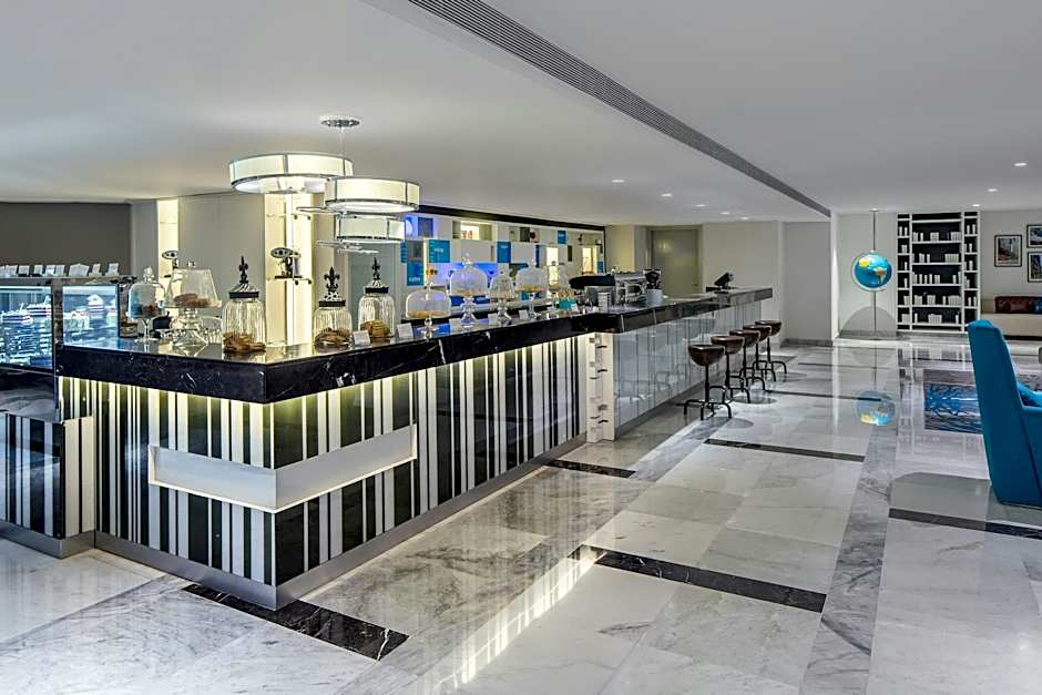 Le Meridien Dhaka