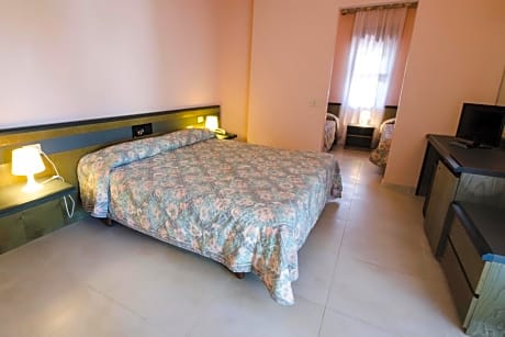 Superior Quadruple Room