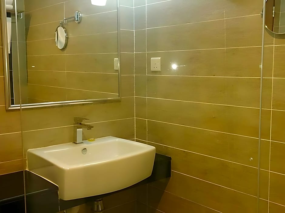 Amanson Signature Hotel