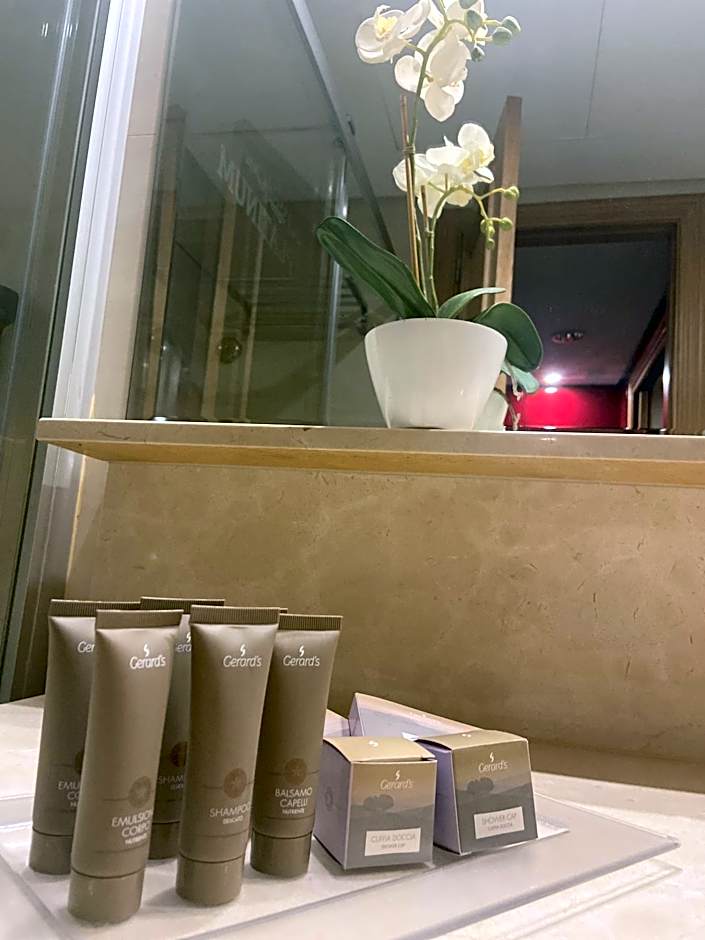 ArtPlatinum SUITES&APARTMENTS