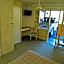 Cairns Motor Inn