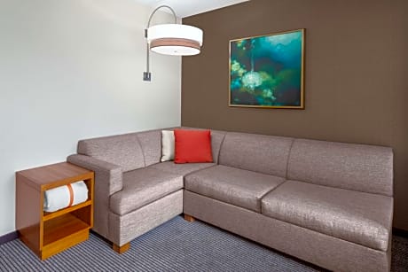 Queen Room with Two Queen Beds and Roll-In Shower - Disability Access