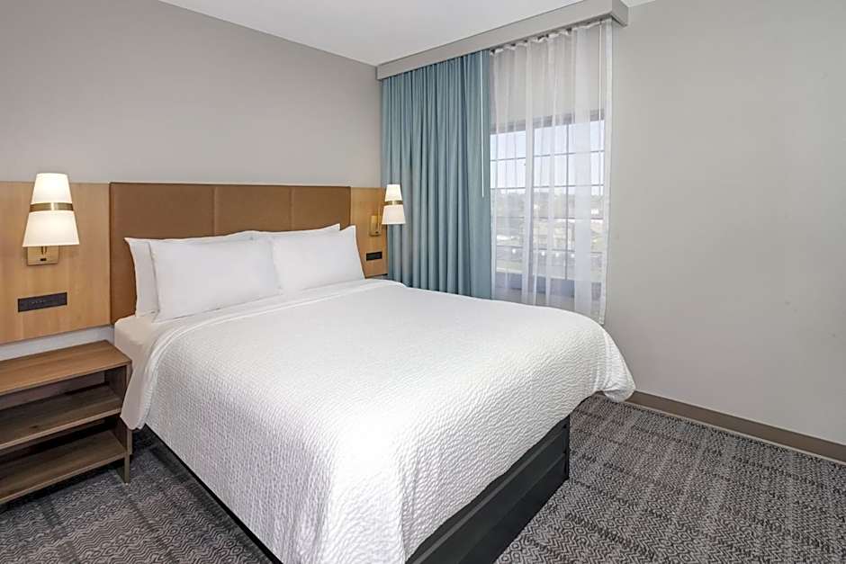Staybridge Suites Williamsville - Buffalo