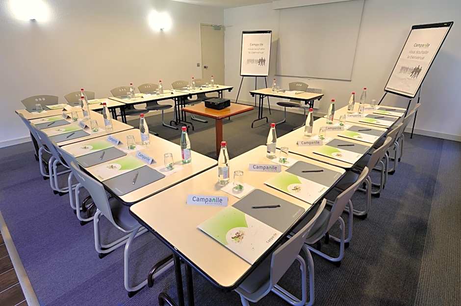 Campanile Pont-Ã -Mousson