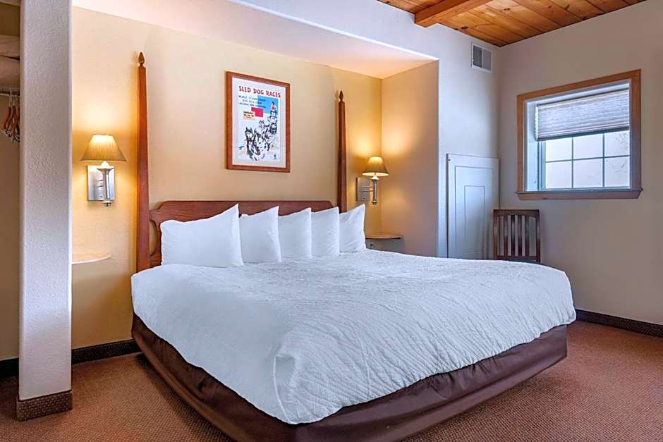 Mountain Edge Suites at Sunapee, Ascend Hotel Collection