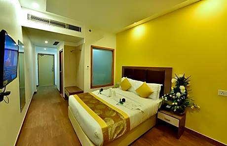 Deluxe Double or Twin Room