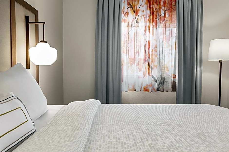 Fairfield Inn by Marriott Tracy