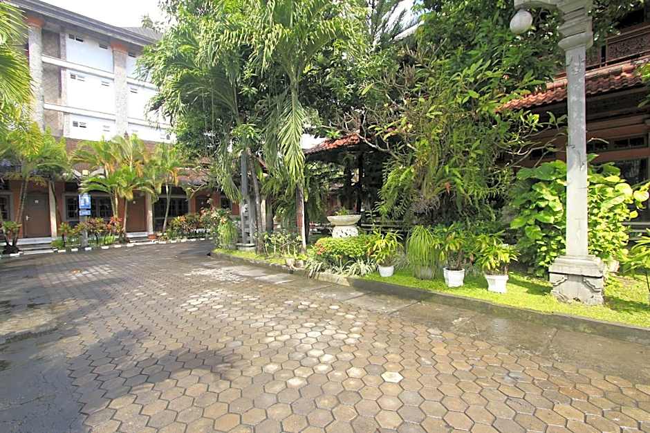 Hotel O Ratu