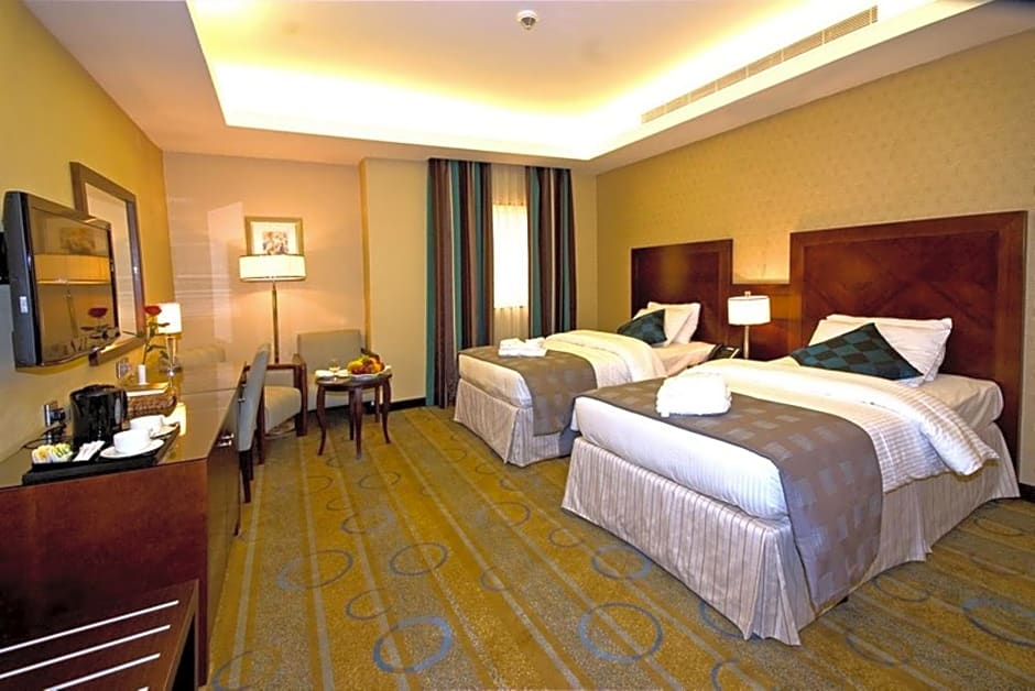 Photo 1 of 7 of Superior Room with Twin beds