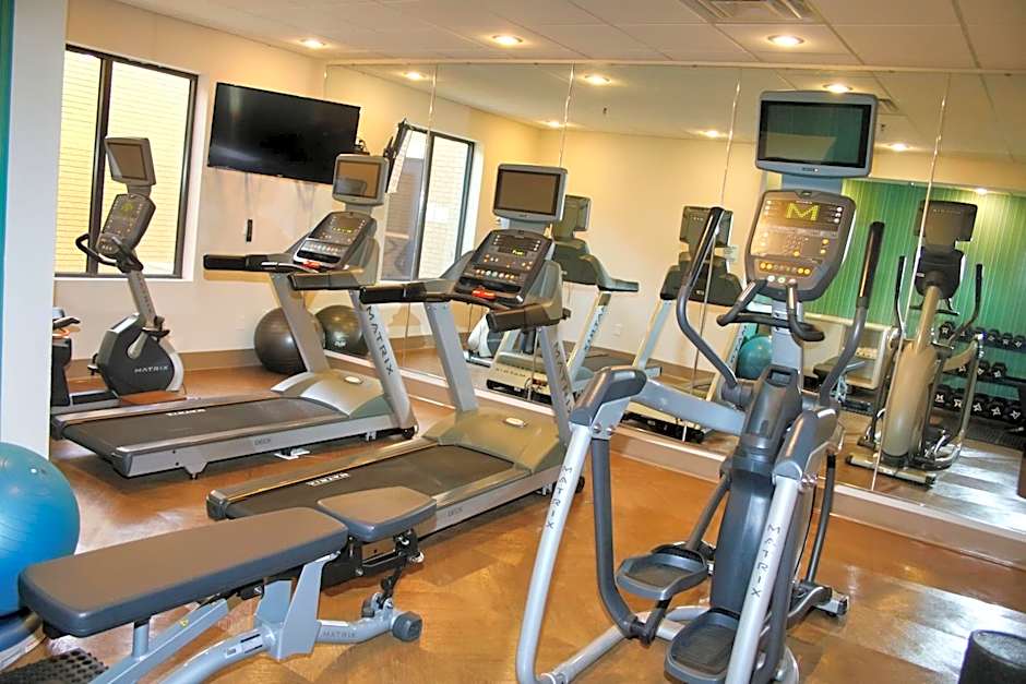 Holiday Inn Express & Suites Douglas By IHG