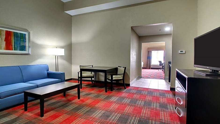 Holiday Inn Express & Suites Jackson Downtown - Coliseum